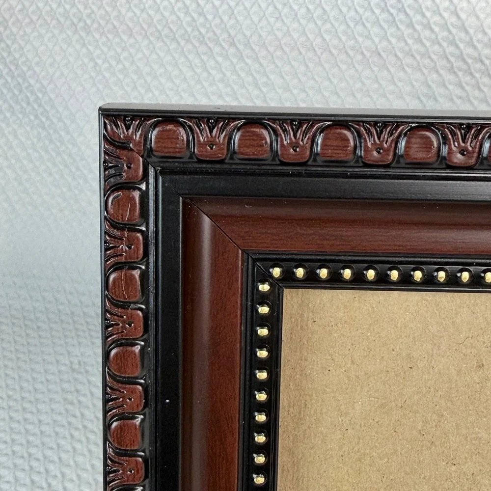 VTG Ornate Uniek Mahogany and Black Picture Frames Set of 2 Gold Beaded Trim 5x7